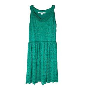 ❤️ MAX STUDIO fit and glare green Dress Size M